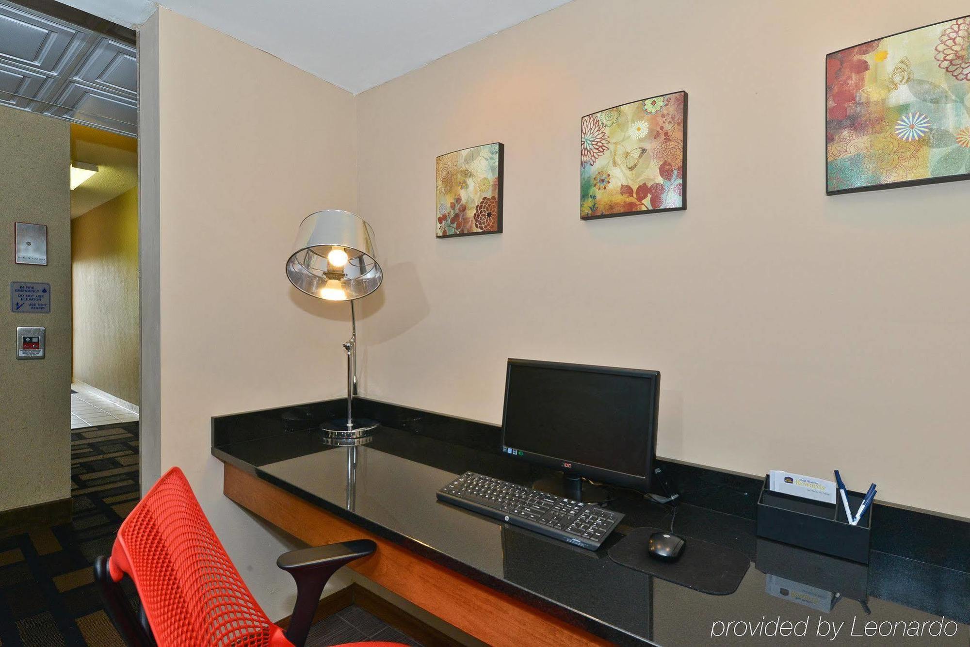 Holiday Inn Express & Suites Evansville North By Ihg Warrenton Esterno foto